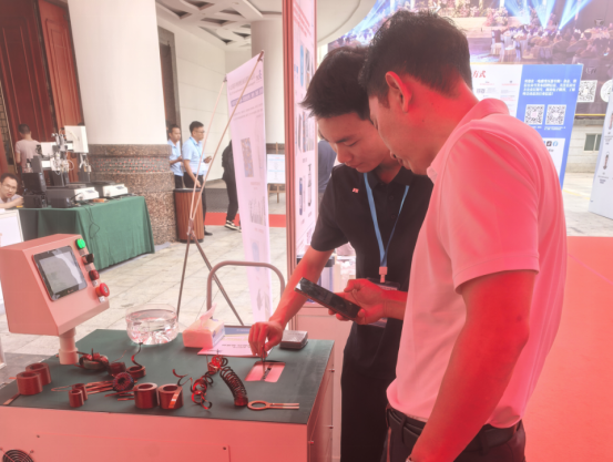 东莞邦特EM潜溶仪漆包线环保脱漆演示